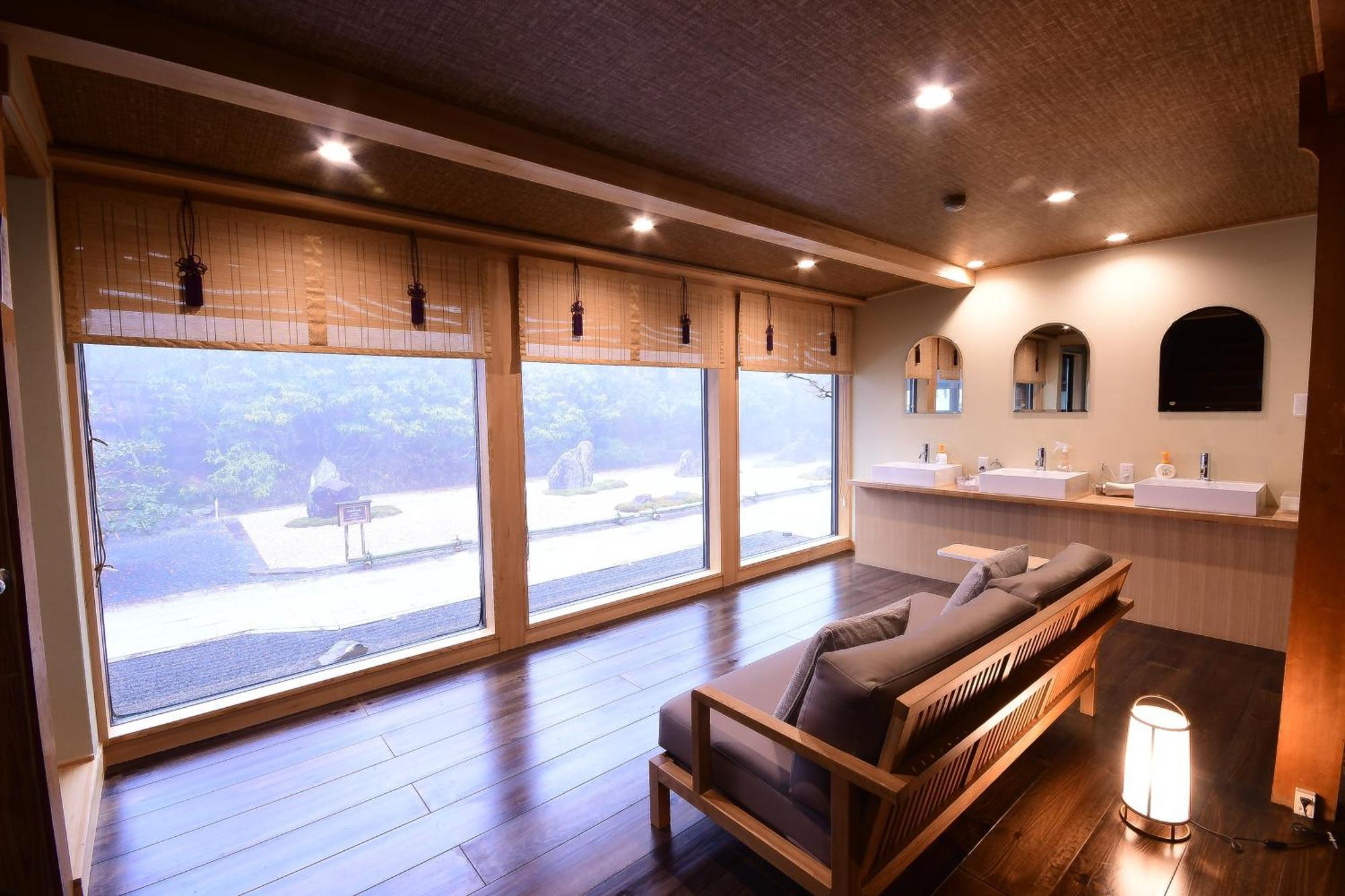 Koyasan Shukubo Yochiin Hotel Kültér fotó